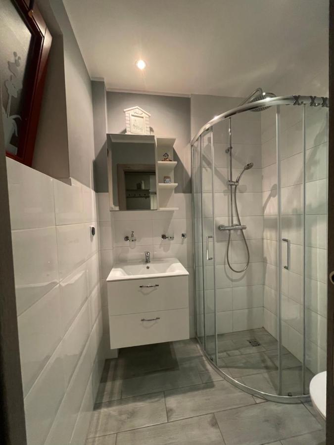 Pokoje I Apartamenty Goscinne Asia *
