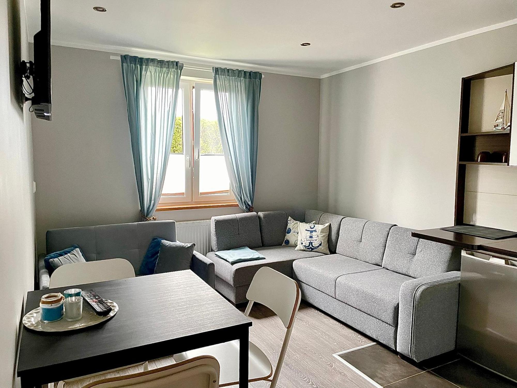 Pokoje I Apartamenty Goscinne Asia Apartment *